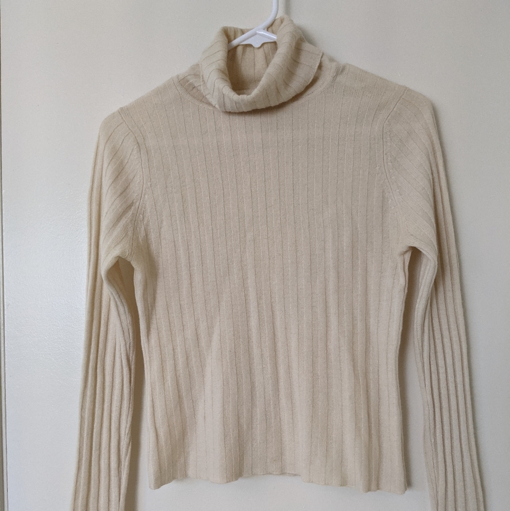 Vintage Cashmere Turtleneck Sweater Size M